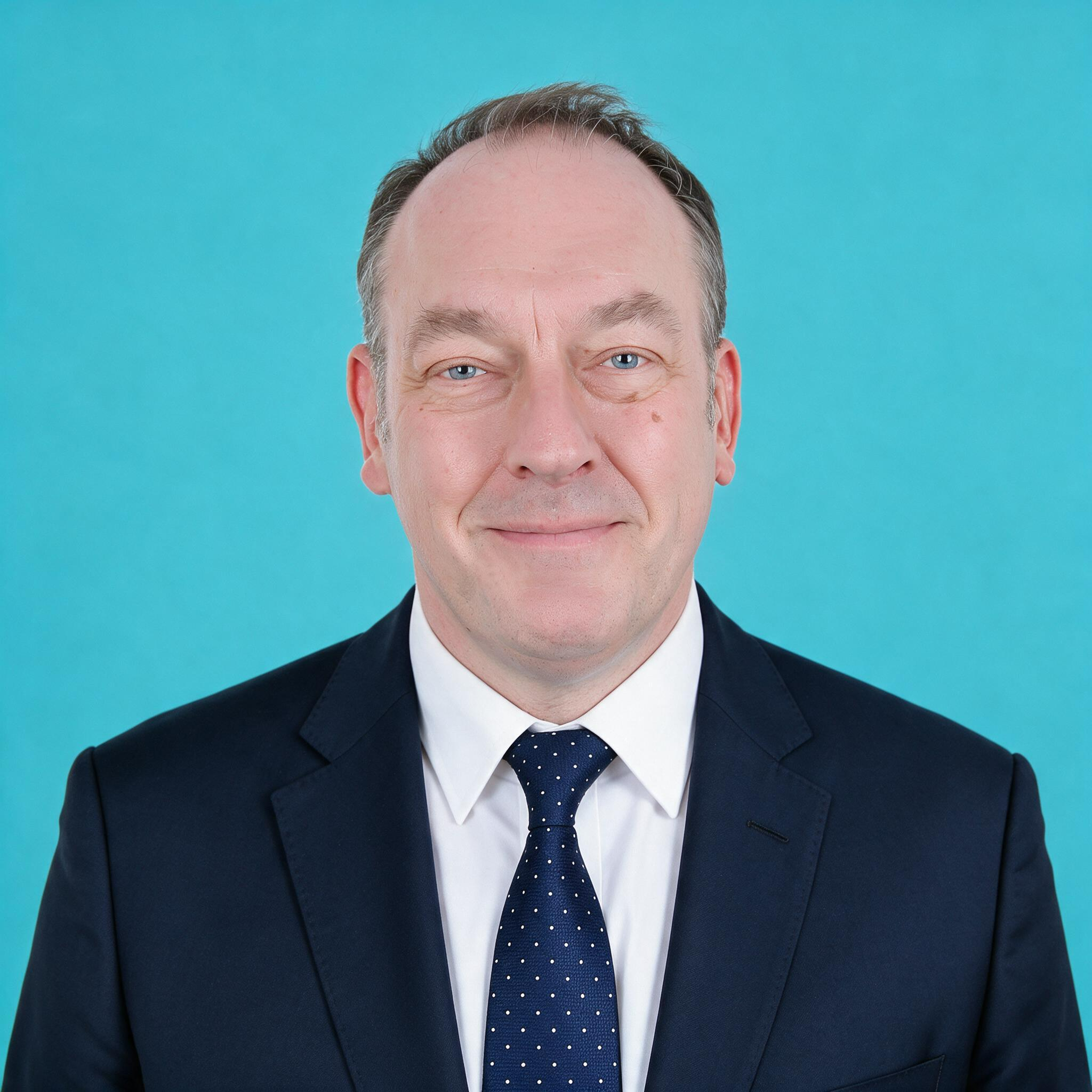 Phil Gibbins